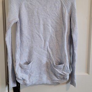 Gap Women's Medium Light Blue Sweater